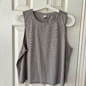 NWOT Athleta grey cropped tank Large